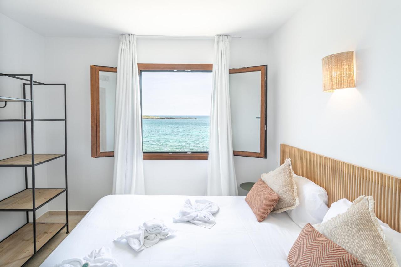 Beachfront Holiday Apartment Lotja 7 - Grupo Berna Colonia de Sant Jordi Exterior photo