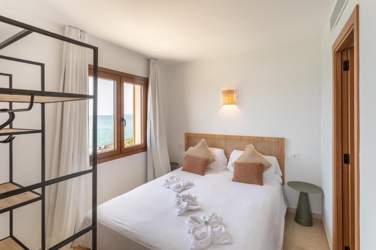 Beachfront Holiday Apartment Lotja 7 - Grupo Berna Colonia de Sant Jordi Exterior photo