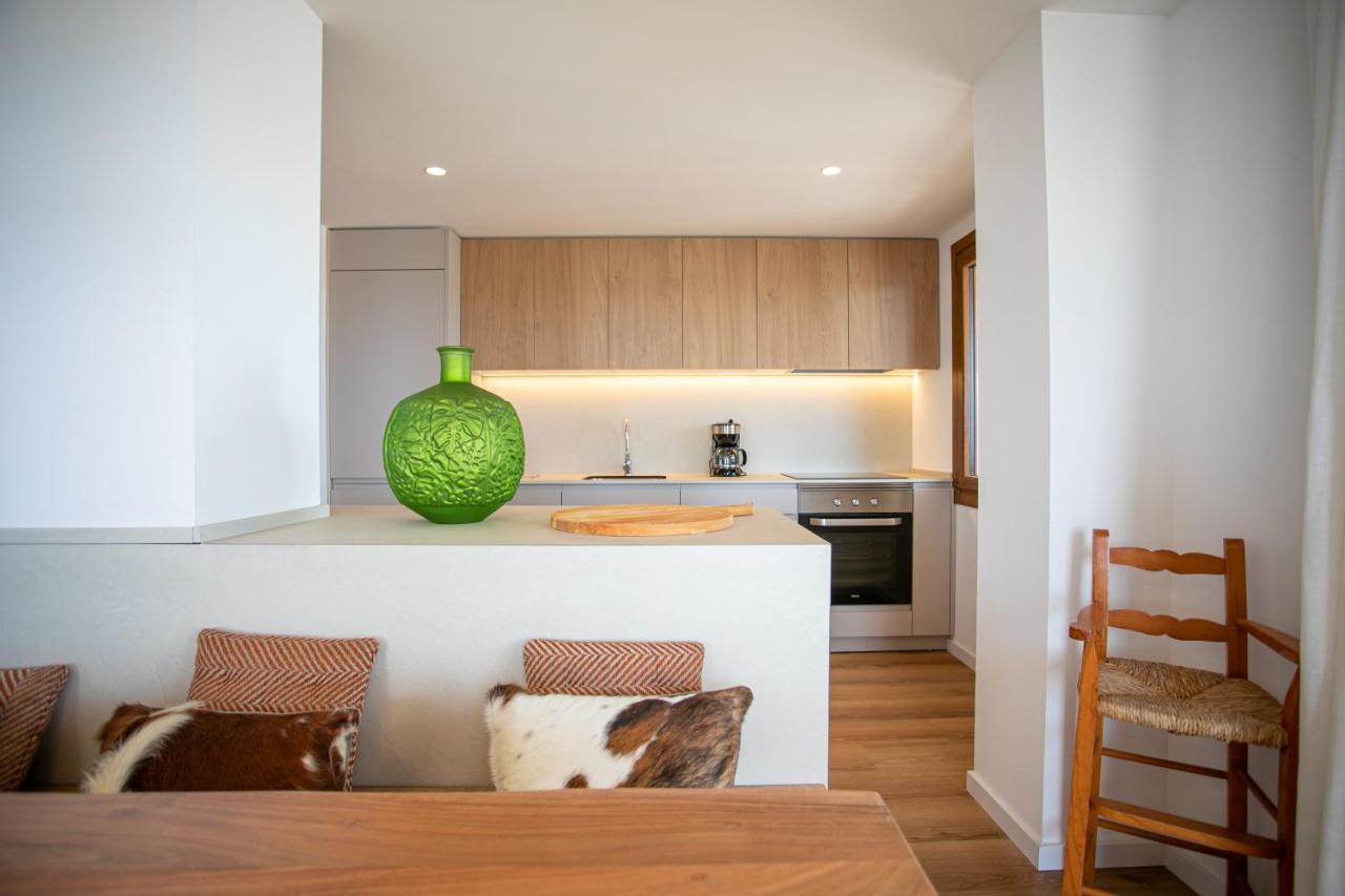 Beachfront Holiday Apartment Lotja 7 - Grupo Berna Colonia de Sant Jordi Exterior photo