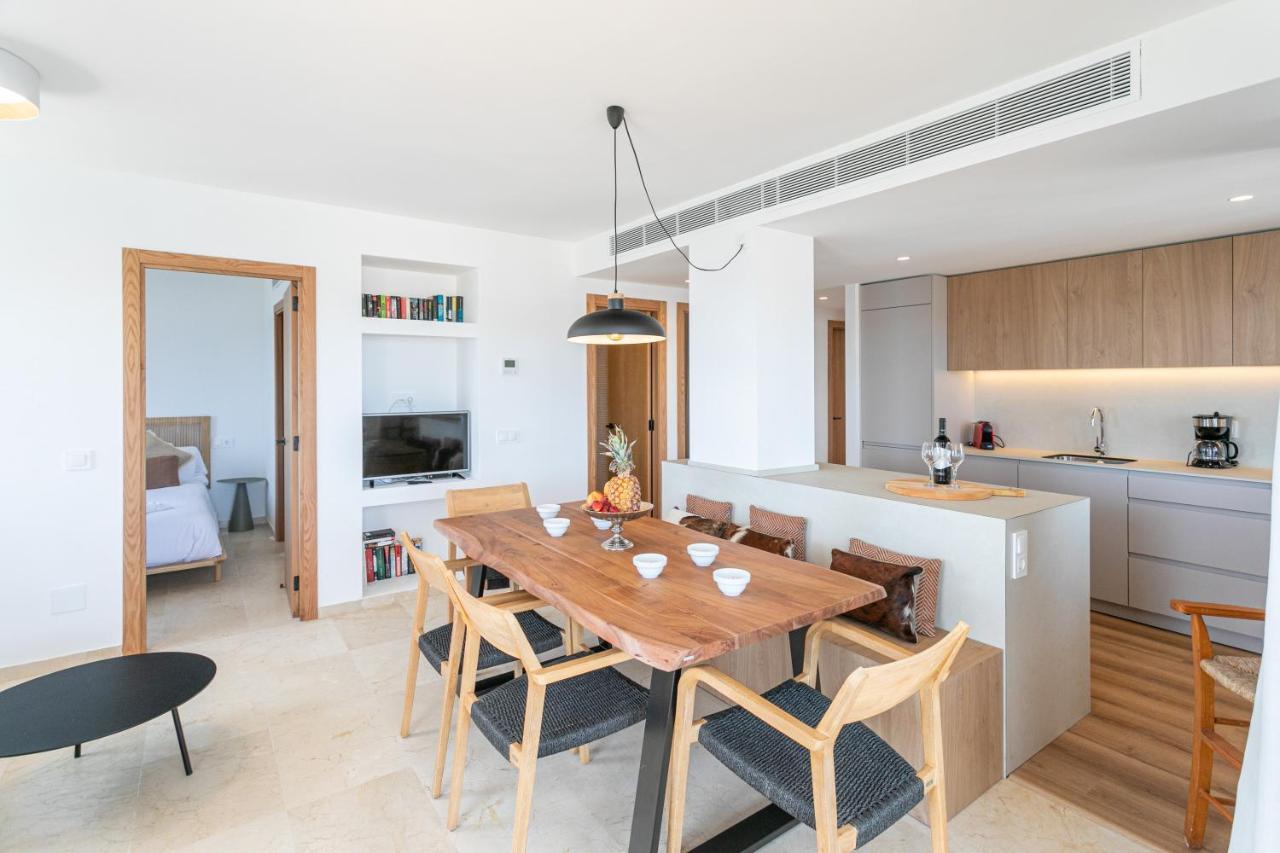 Beachfront Holiday Apartment Lotja 7 - Grupo Berna Colonia de Sant Jordi Exterior photo