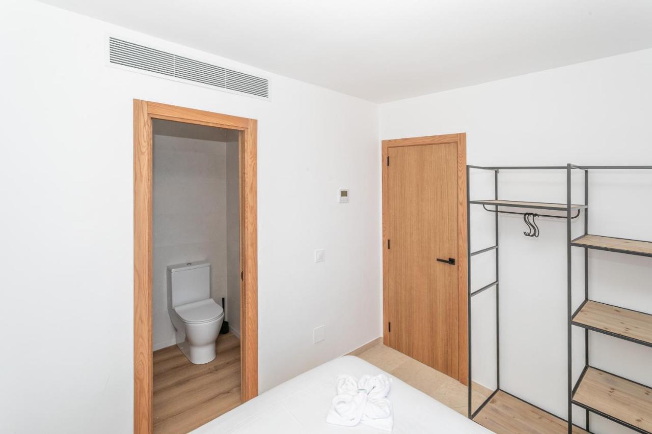 Beachfront Holiday Apartment Lotja 7 - Grupo Berna Colonia de Sant Jordi Exterior photo
